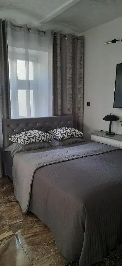 Studio Four - Prywatne Wejscie I Taras W Centrum Sopotu 아파트 소포트